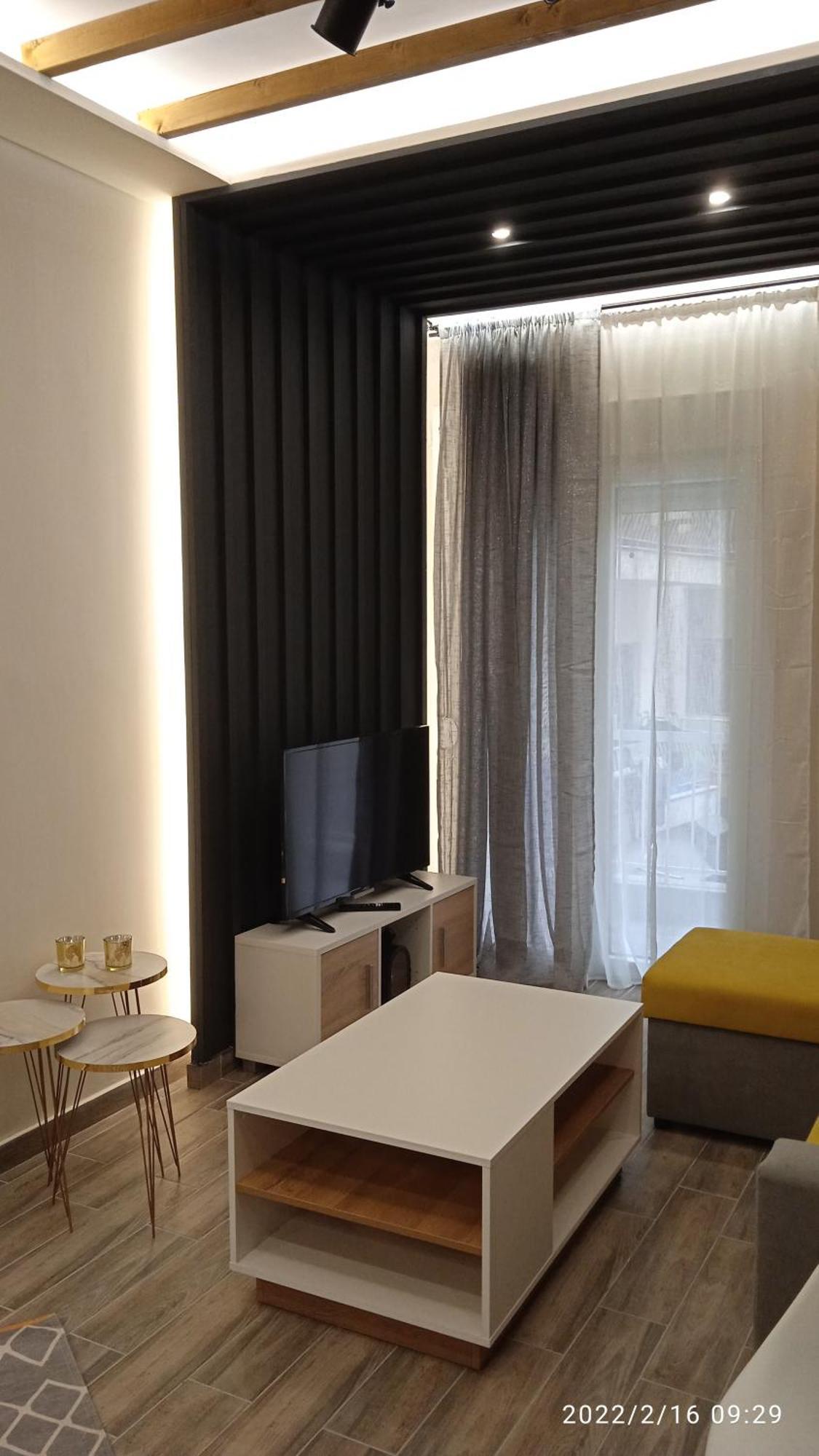 Lusso Apartment - City Center 베리아 외부 사진