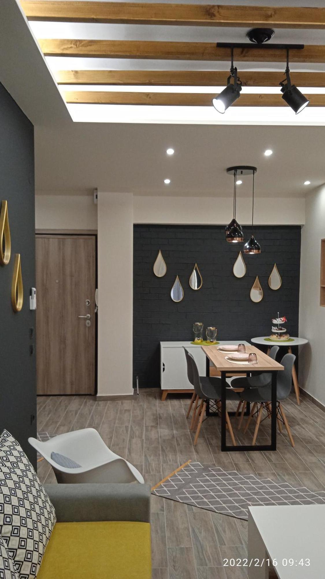 Lusso Apartment - City Center 베리아 외부 사진